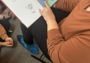 Dzień głośnego Czytania - wizyta Pani z biblioteki