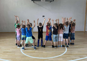 Skrzaty w SP nr 122