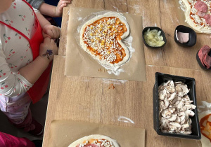 Warsztaty kulinarne w Pizzerii - grupa Skrzatów