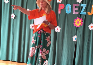 Rozpczęcie konkursu "Wiosennej poezji"